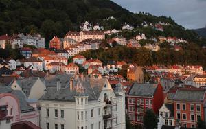 Thumbnail for Discover the Scenic City of Bergen