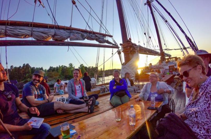 Buffet and Beer on Boat